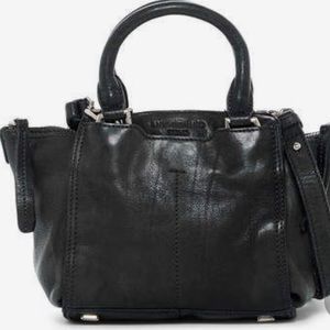 Leibeskind Geometric Crossbosy